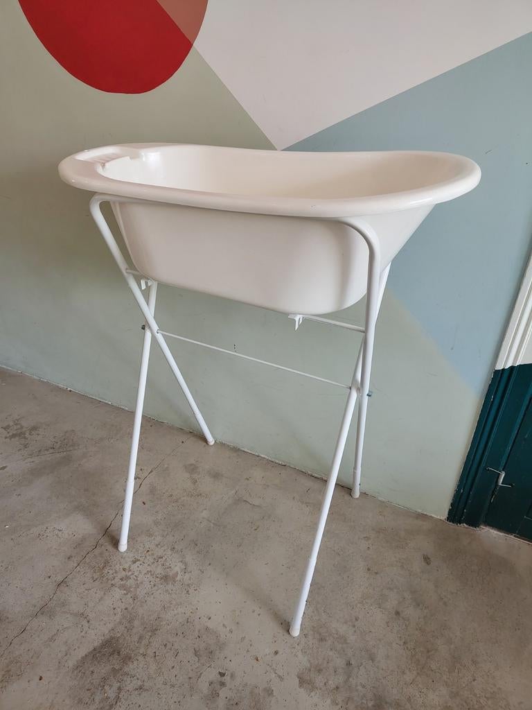 Babybadje met verstelbare standaard (voor lange ouders), Kinderen en Baby's, Badjes en Verzorging, Gebruikt, Badje, Standaard