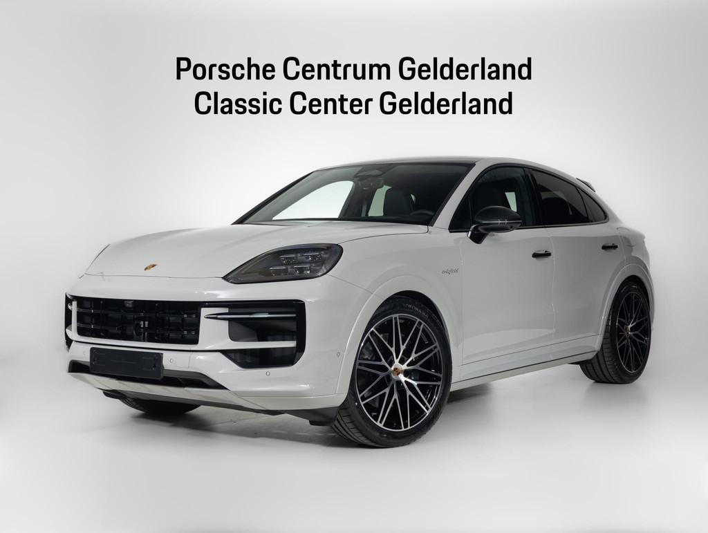 Porsche Cayenne Coupé E-Hybrid Black Edition, 2995 cc, Met garantie (alle), 4 stoelen, 26 kWh