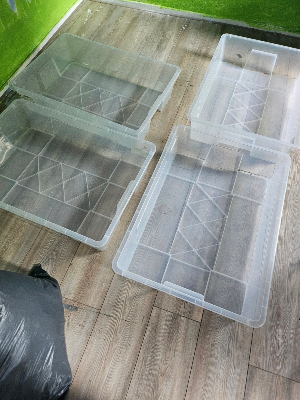 Opbergbak voor onder het bed, Ophalen