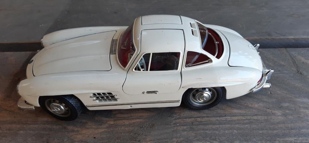 Gedetailleerd model Mercedes-Benz 300 SL Gullwing, Ophalen of Verzenden, Zo goed als nieuw
