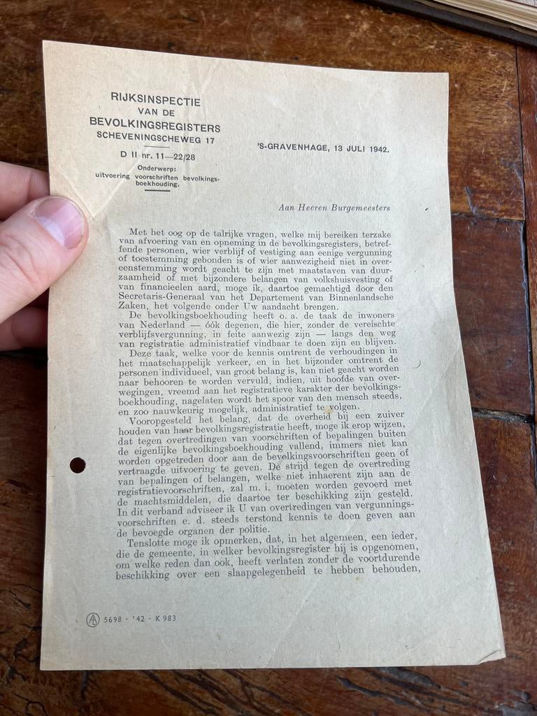Bekendmaking JL Lentz persoonsbewijs registratie 1942, Ophalen of Verzenden, Nederland, Boek of Tijdschrift