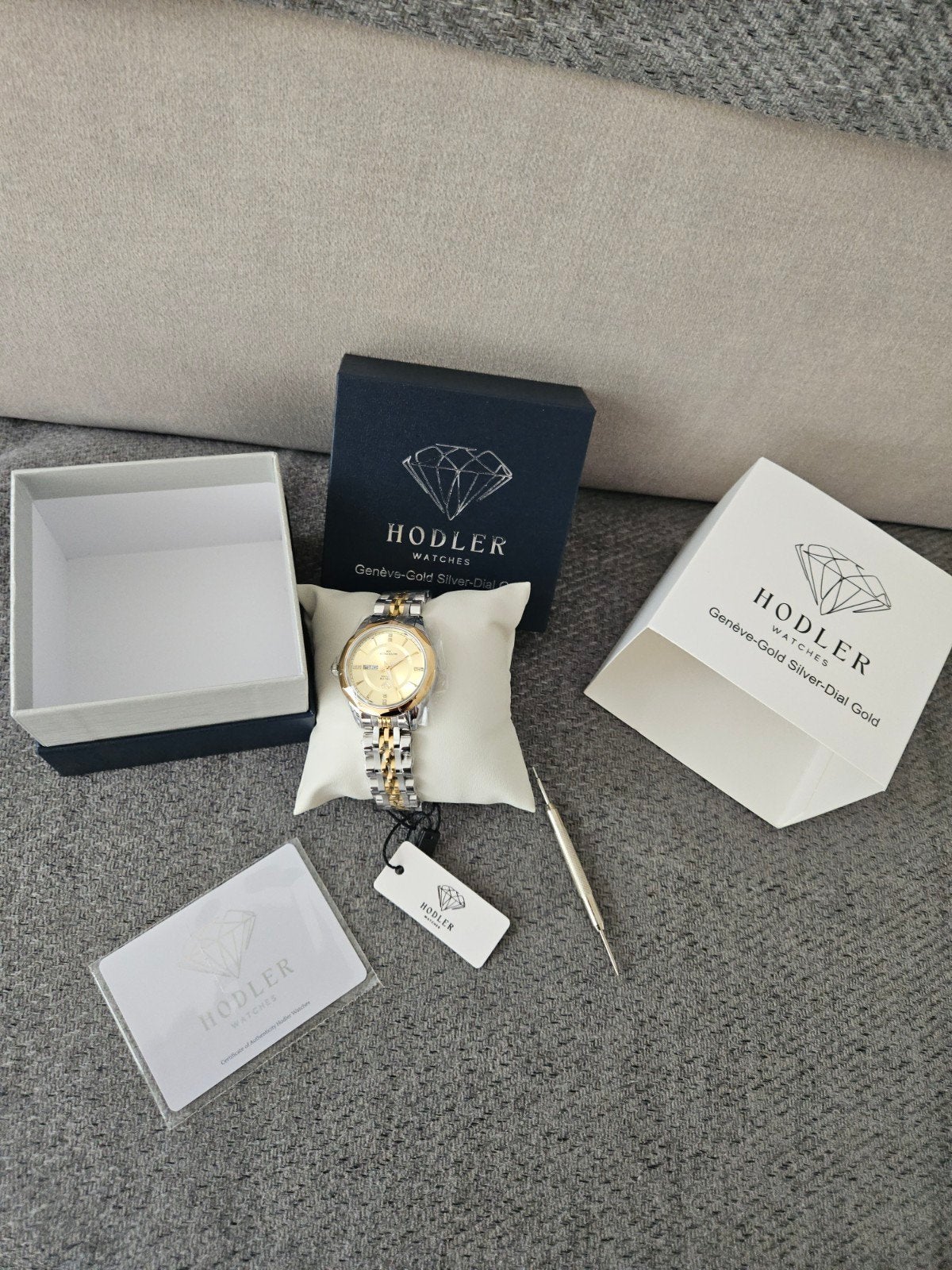 Hodler Horloge Goud/Zilver - Nieuw in Doos, Ophalen of Verzenden, Nieuw, Polshorloge