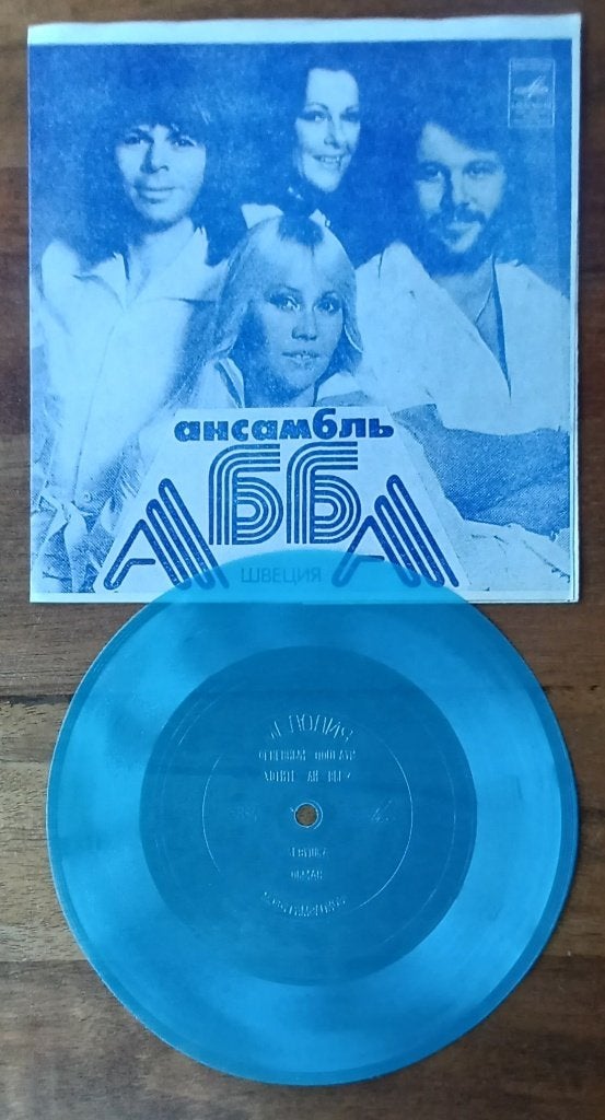 ABBA // flexidisc// Russisch//Kisses of fire + Voulez vous, Verzenden, Gebruikt, Pop