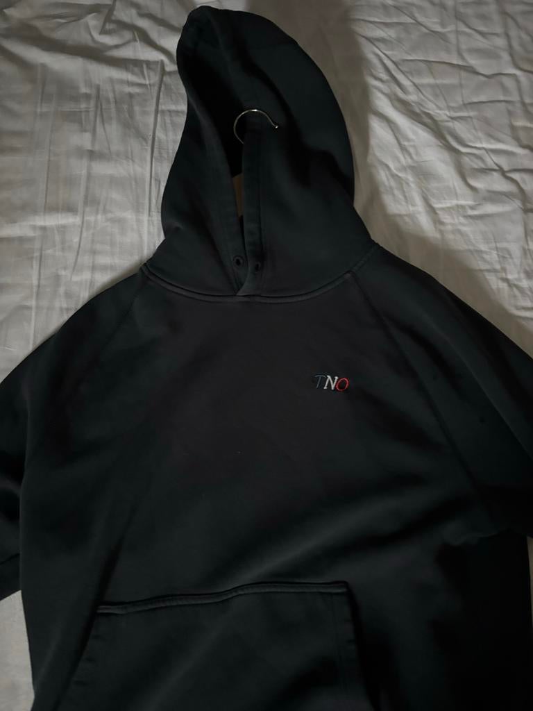 TNO hoodie maatje S, Kleding | Heren, Verzenden, Gedragen, Maat 46 (S) of kleiner, Zwart