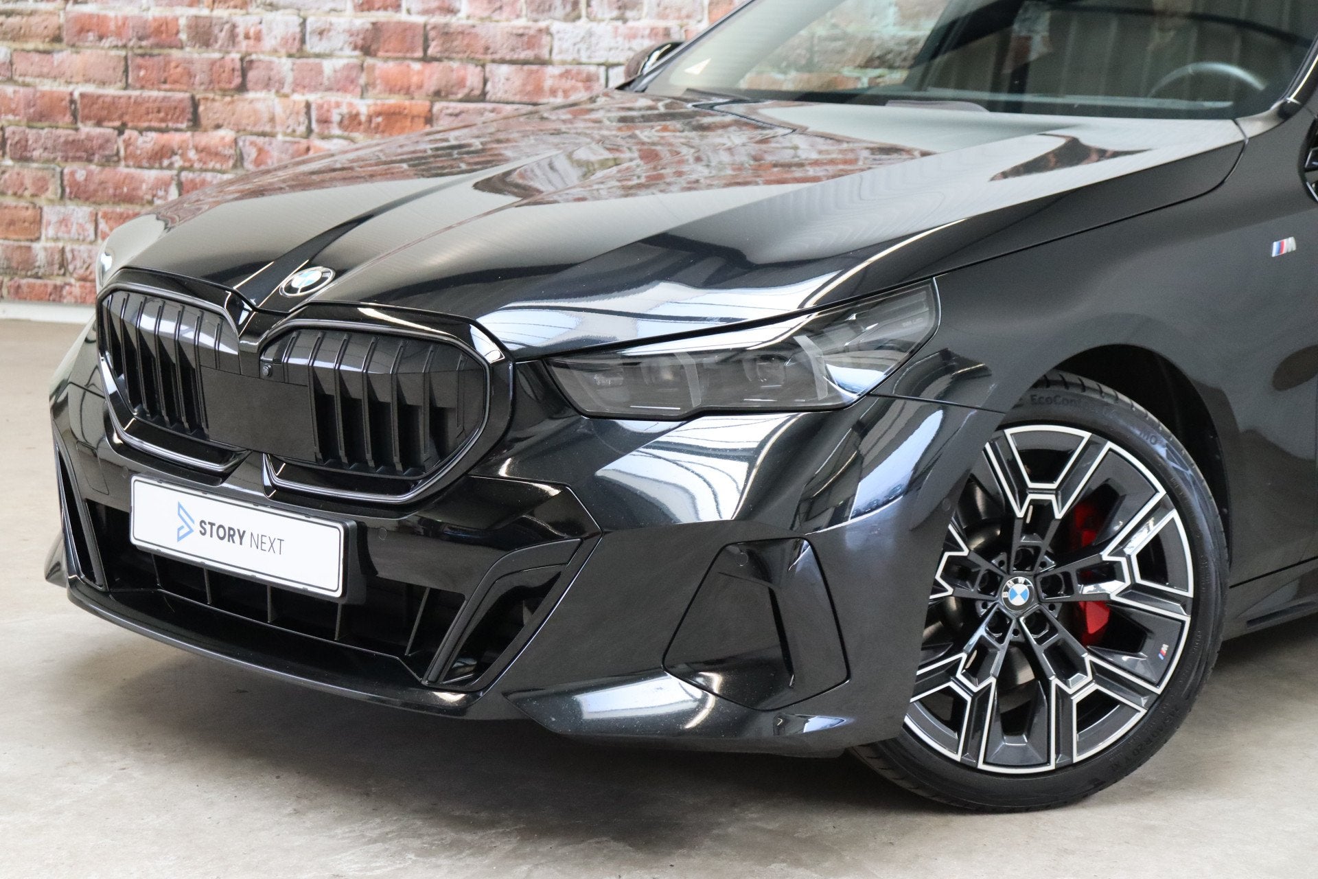 BMW 5 Serie Sedan 520i High Executive M Sport Pro Pakket Aut, Auto's, Automaat, Achterwielaandrijving, Gebruikt, 2000 kg