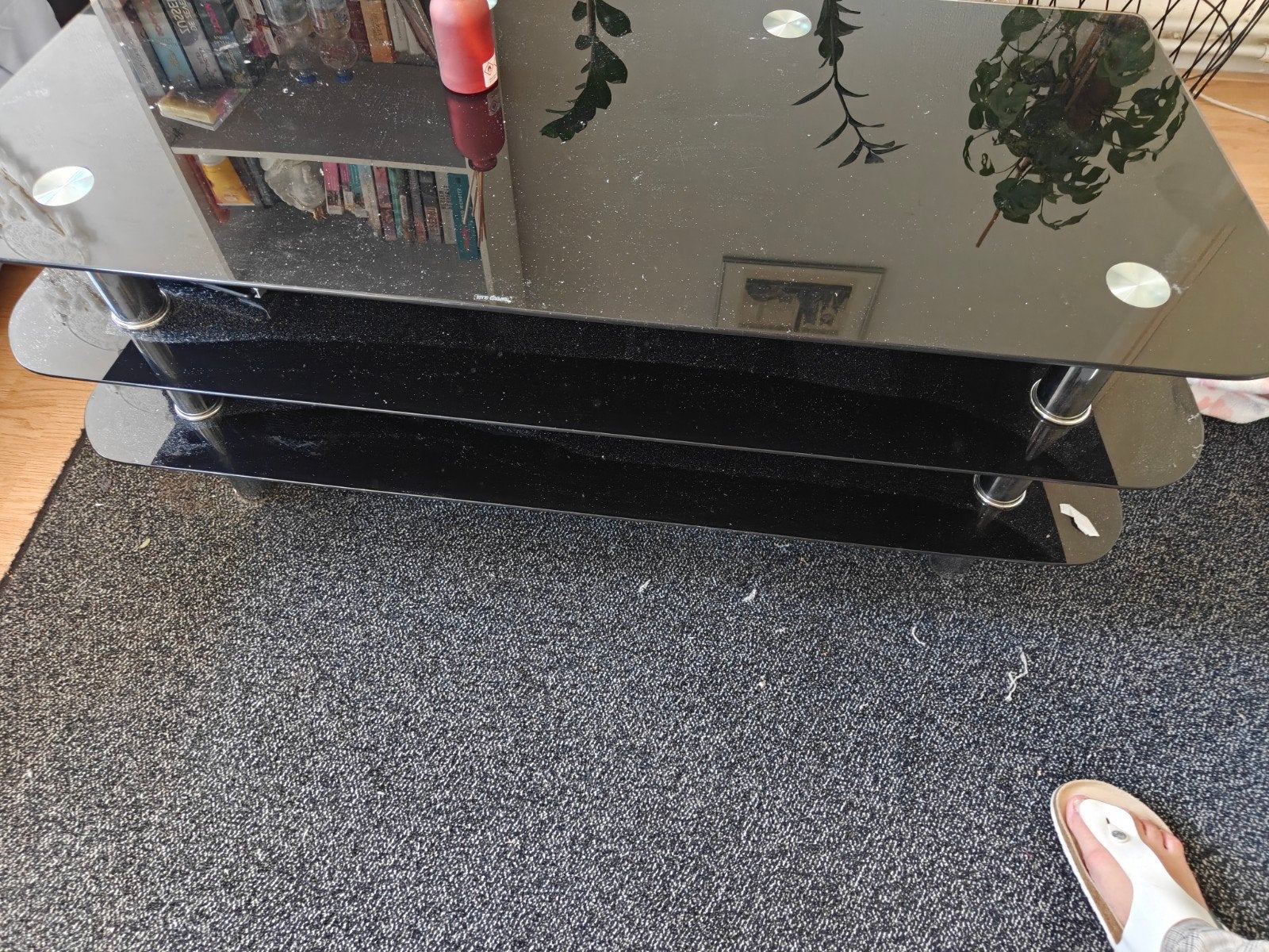 Moderne zwarte glazen salontafel met 3 lagen, Huis en Inrichting, Tafels | Salontafels, Minder dan 50 cm, Gebruikt, 100 tot 150 cm