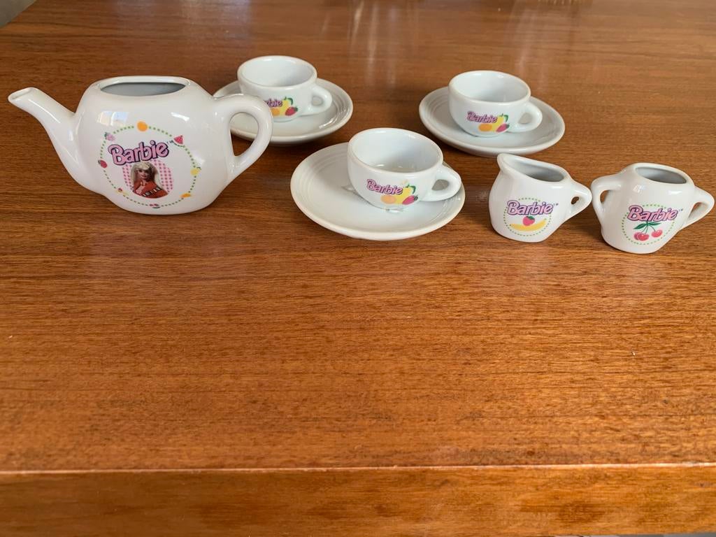 Chilton Barbie Serviesje 1994, Keramiek, Ophalen of Verzenden, Zo goed als nieuw, Overige stijlen