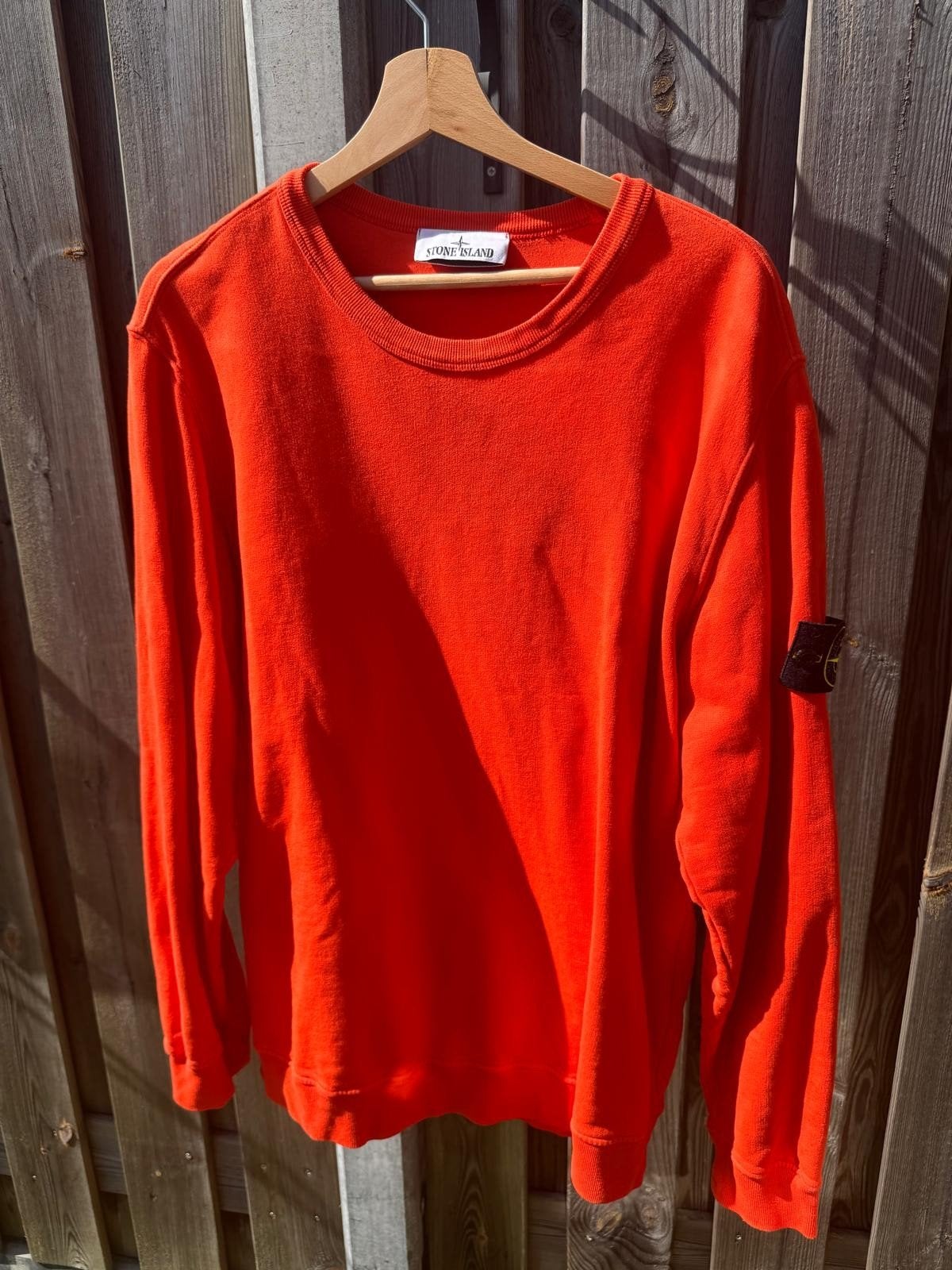 Stone Island sweater XL 791562420 V0037 oranje rood FW23, Kleding | Heren, Maat 56/58 (XL), Oranje, Ophalen of Verzenden, Stone Island