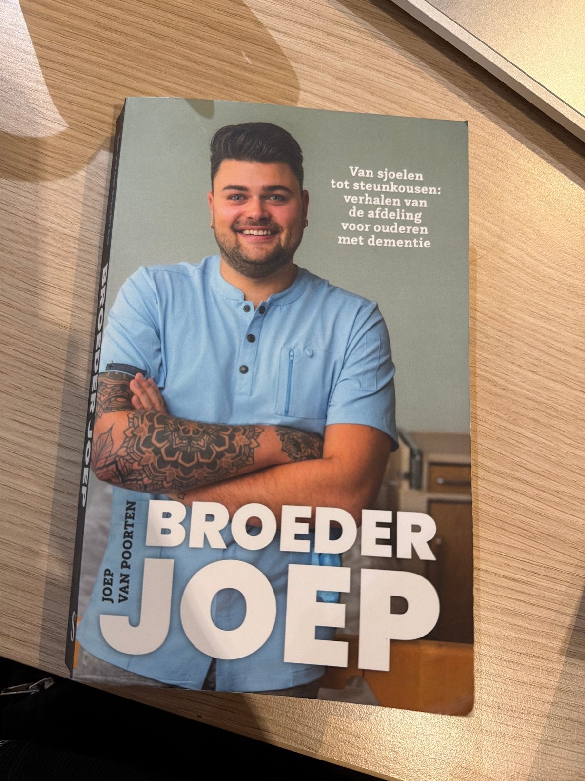 Broeder Joep: Van sjoelen tot steunkousen, Ophalen of Verzenden, Gelezen