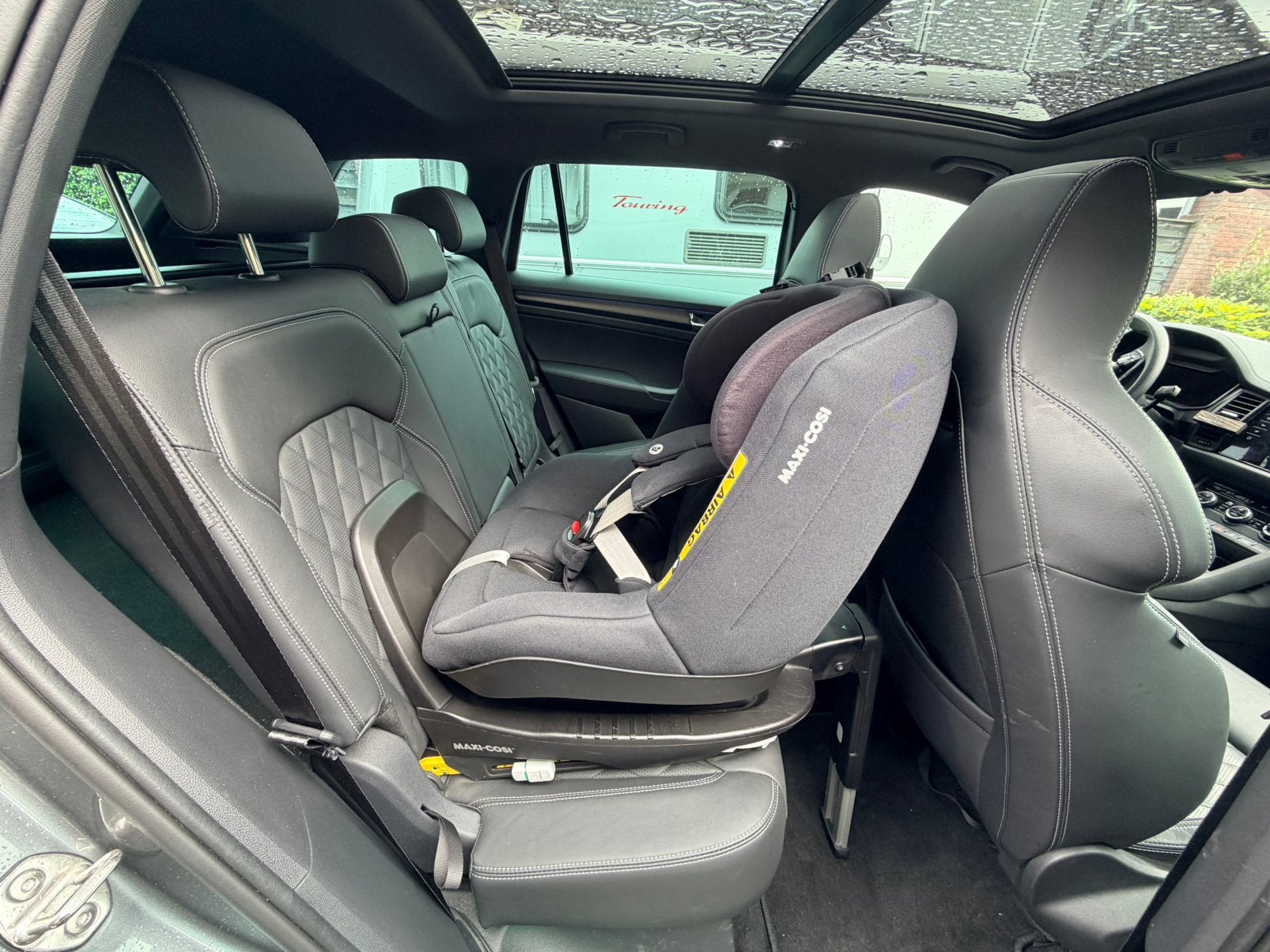 Maxi-Cosi Pearl pro 2 + FamilyFix 2 Isofix Base, Ophalen, 9 t/m 18 kg, Zo goed als nieuw, Isofix