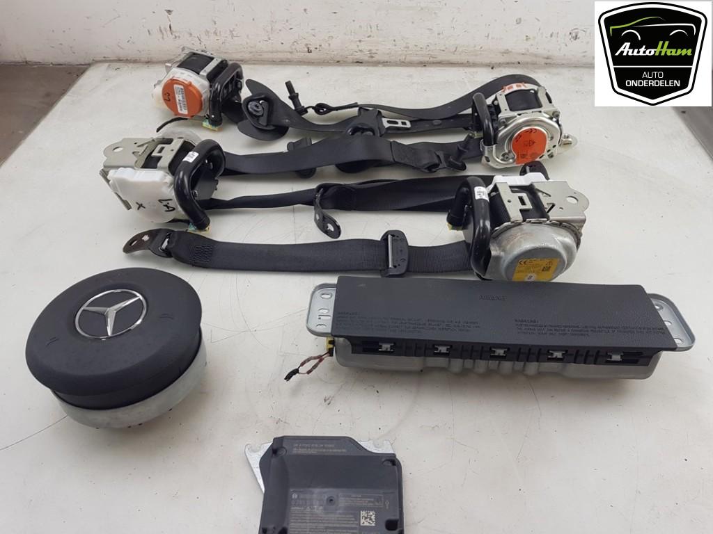 Airbag Set + Dashboard Mercedes-Benz A (177.0) A0008605500, Gebruikt, Mercedes-Benz AG, Mercedes-Benz, Mercedesstraße 120, Stuttgart 70372, , Duitsland