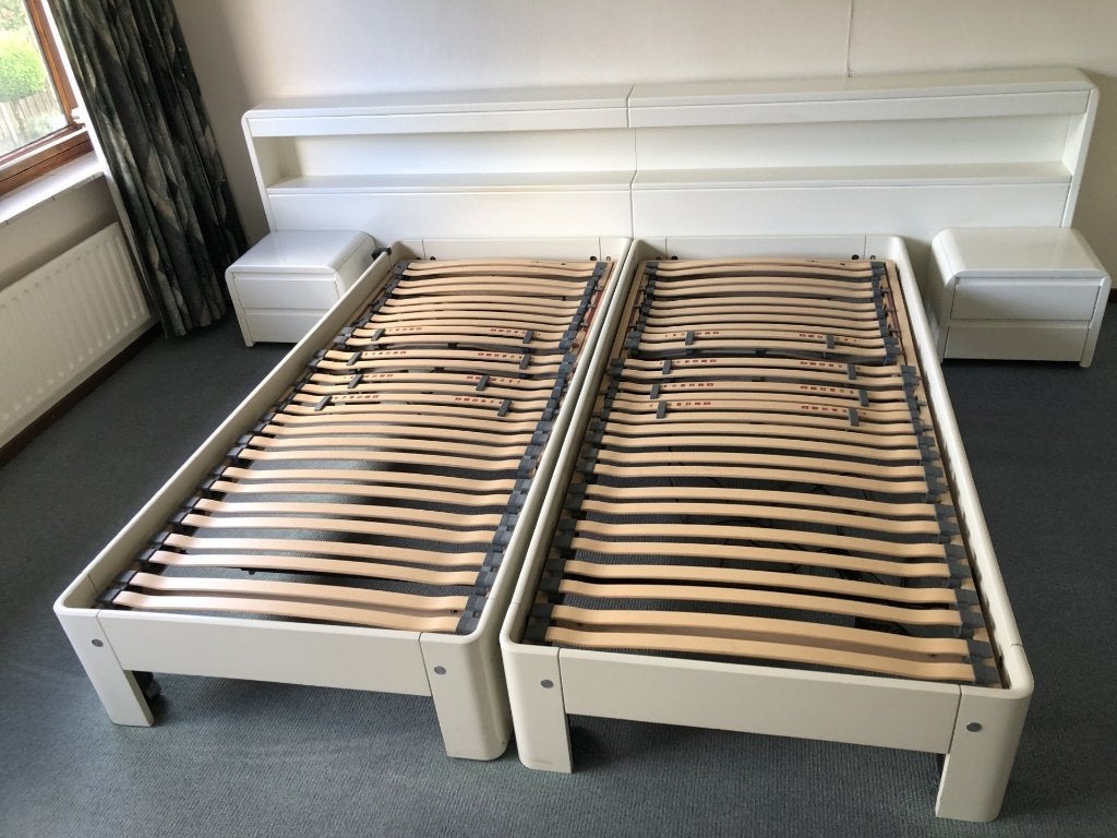 Auping Auronde + wand + kastjes + elektrische lattenbodems, Huis en Inrichting, Slaapkamer | Bedden, Ophalen, Verstelbaar, Wit