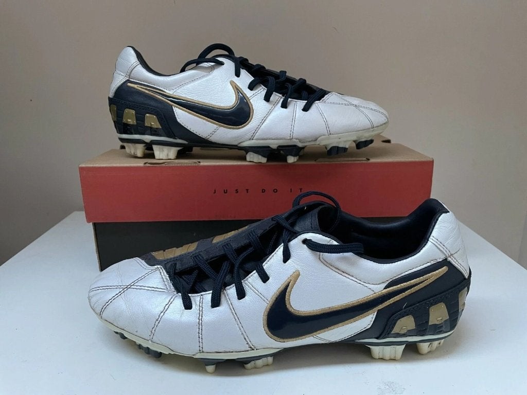 nike air zoom total 90 strike t90 laser sg vapor s maat 42,5, Sport en Fitness, Voetbal, Gebruikt, Maat XS of kleiner, Schoenen