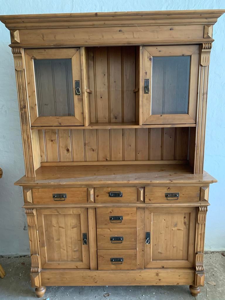 Massief grenen dressoir met vitrinekast - Landelijke stijl, Huis en Inrichting, Kasten | Buffetkasten, Ophalen, Zo goed als nieuw