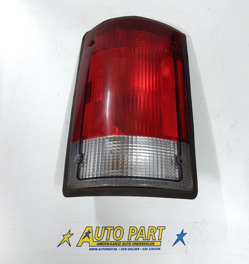 Ford E150 Econoline 1995-2004 achterlicht, Gebruikt, Ford motor company, Ford USA, P.O. Box 6248, Dearborn, MI 48126