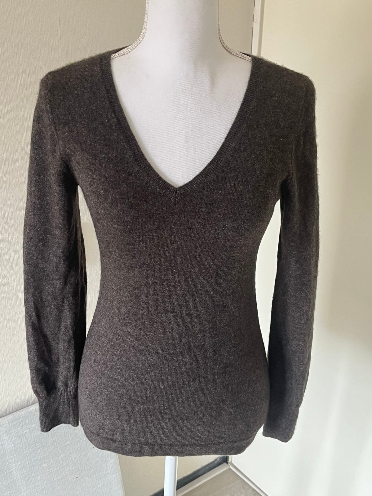 TisSaia 100% cashmere taupe trui maat 38, Maat 38/40 (M), Bruin, Ophalen of Verzenden, Zo goed als nieuw