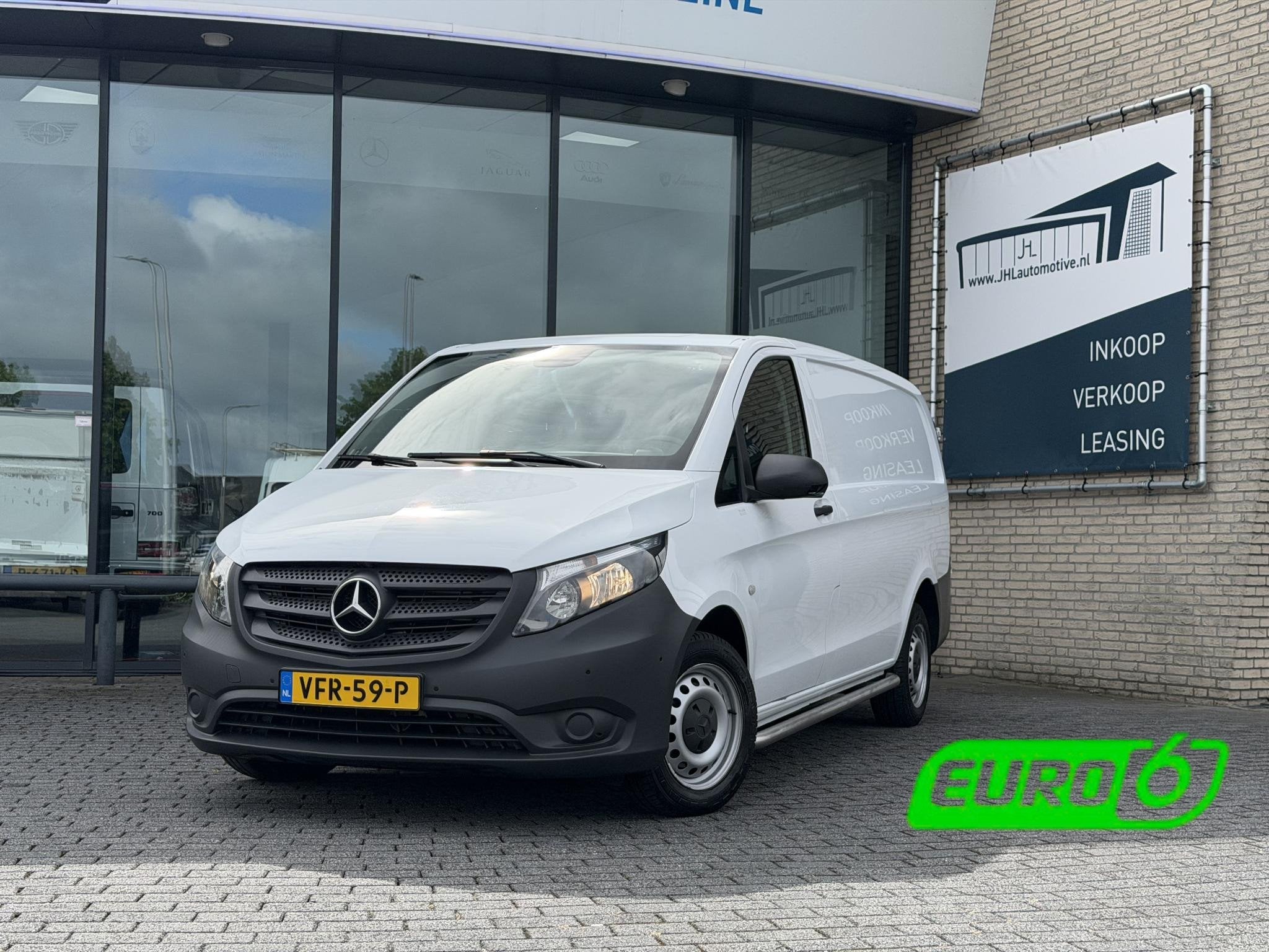 Mercedes-Benz Vito 111 CDI Lang*NAVI*CAM*ECC*CRUISE*TEL*PDC*, Auto's, Voorwielaandrijving, Stof, Gebruikt, Euro 6