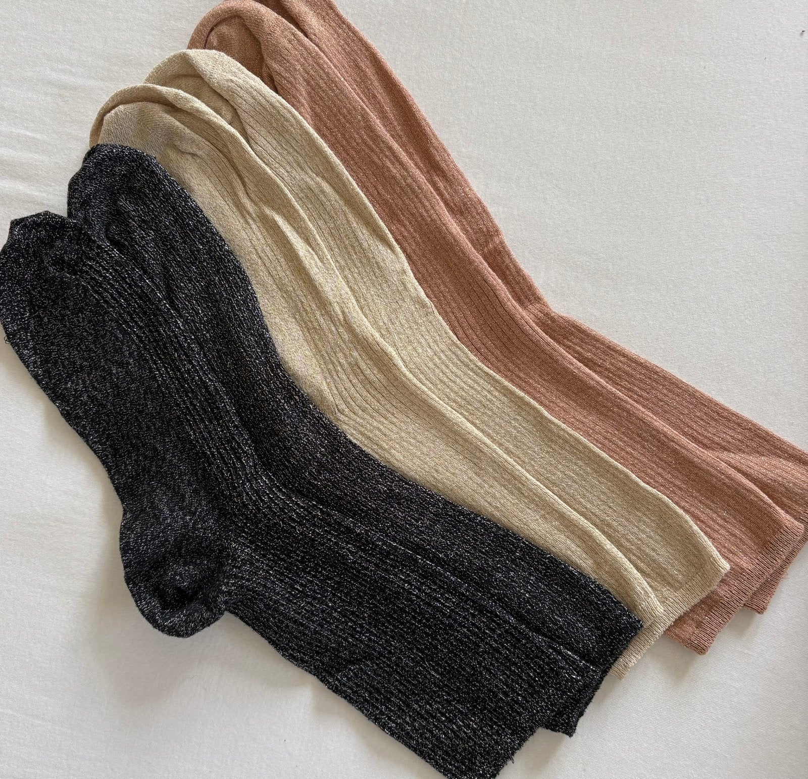 3 paar Tommy Hilfiger sokken glitter zwart beige en zalm, Overige kleuren, Zo goed als nieuw, Maat 39 t/m 42, Ophalen