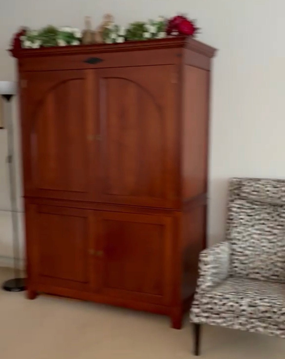 Servieskast - buffetkast. Mahonie kleurig hout., Huis en Inrichting, Ophalen, 200 cm of meer, Zo goed als nieuw, Minder dan 150 cm