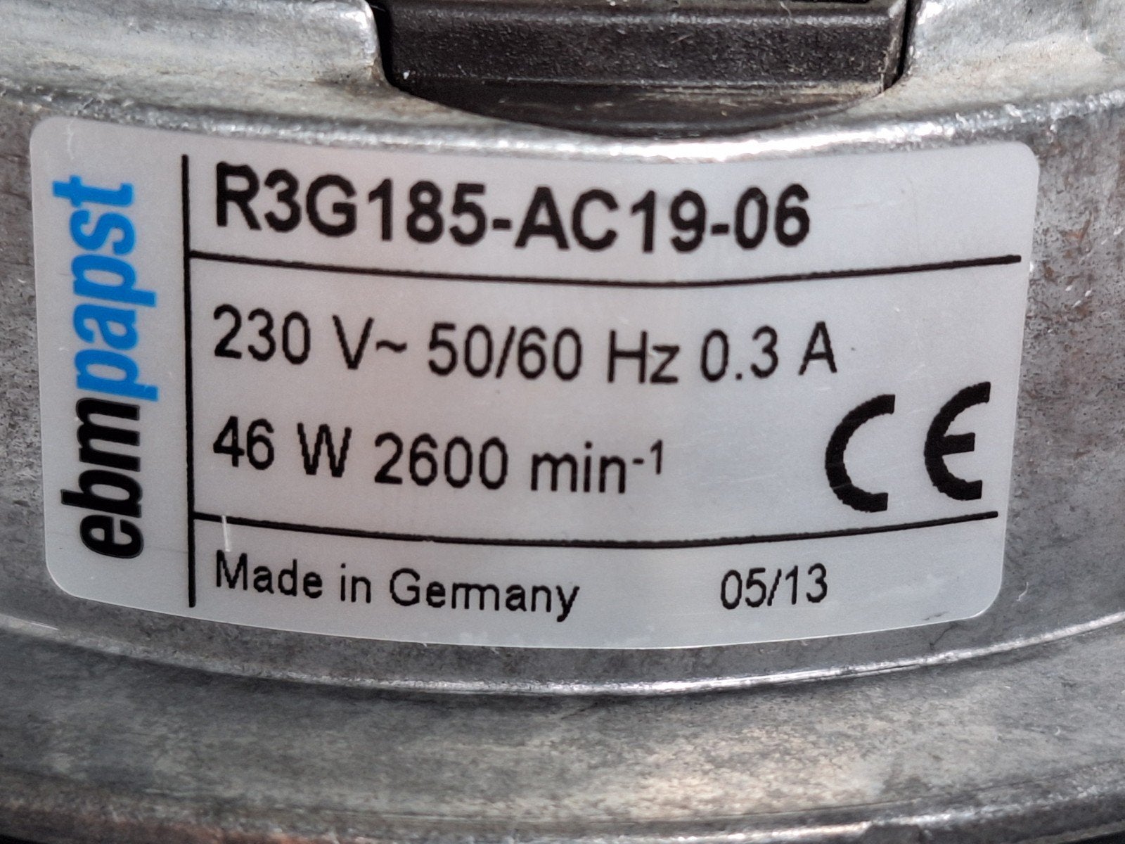 Ebm-papst R3G185-AC19-06 Radiaalventilator 230V 46W, Ophalen of Verzenden, Gebruikt