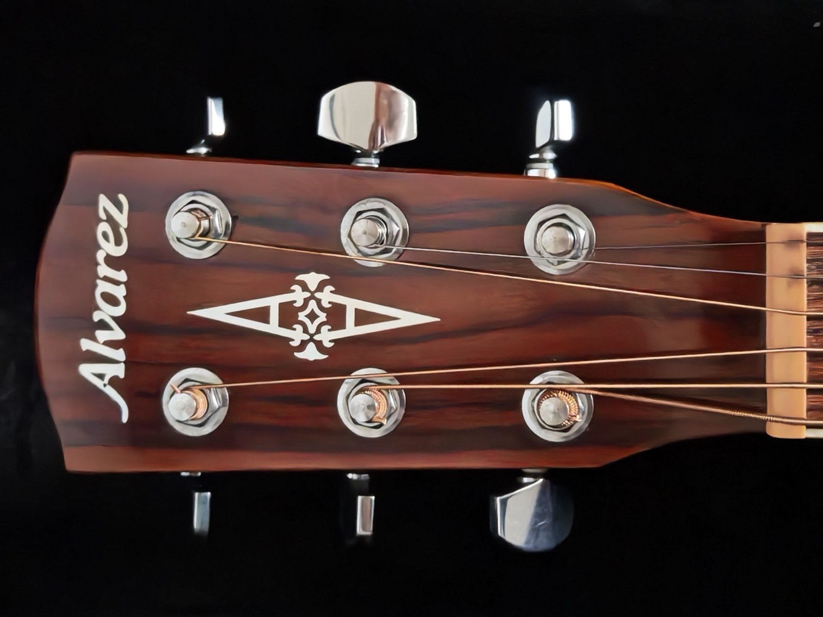 Alvarez RD26CESB Western gitaar met koffer, Ophalen, Zo goed als nieuw, Western- of Steelstringgitaar, Met koffer