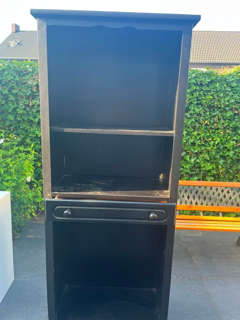 zwarte kast, Huis en Inrichting, Kasten | Buffetkasten, Ophalen, Gebruikt, 25 tot 50 cm