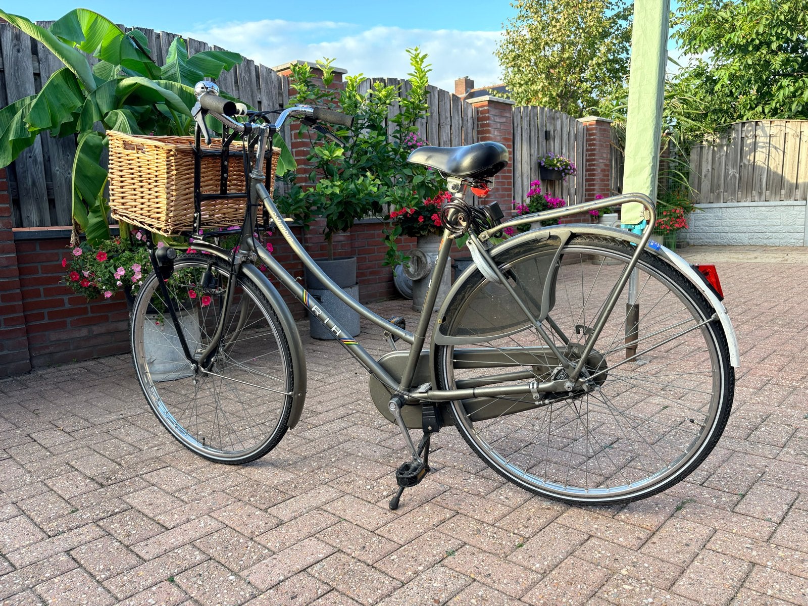 Damesfiets met mand - Gazelle - 3 versnellingen, Fietsen en Brommers, Ophalen, Terugtraprem, Versnellingen, Gazelle