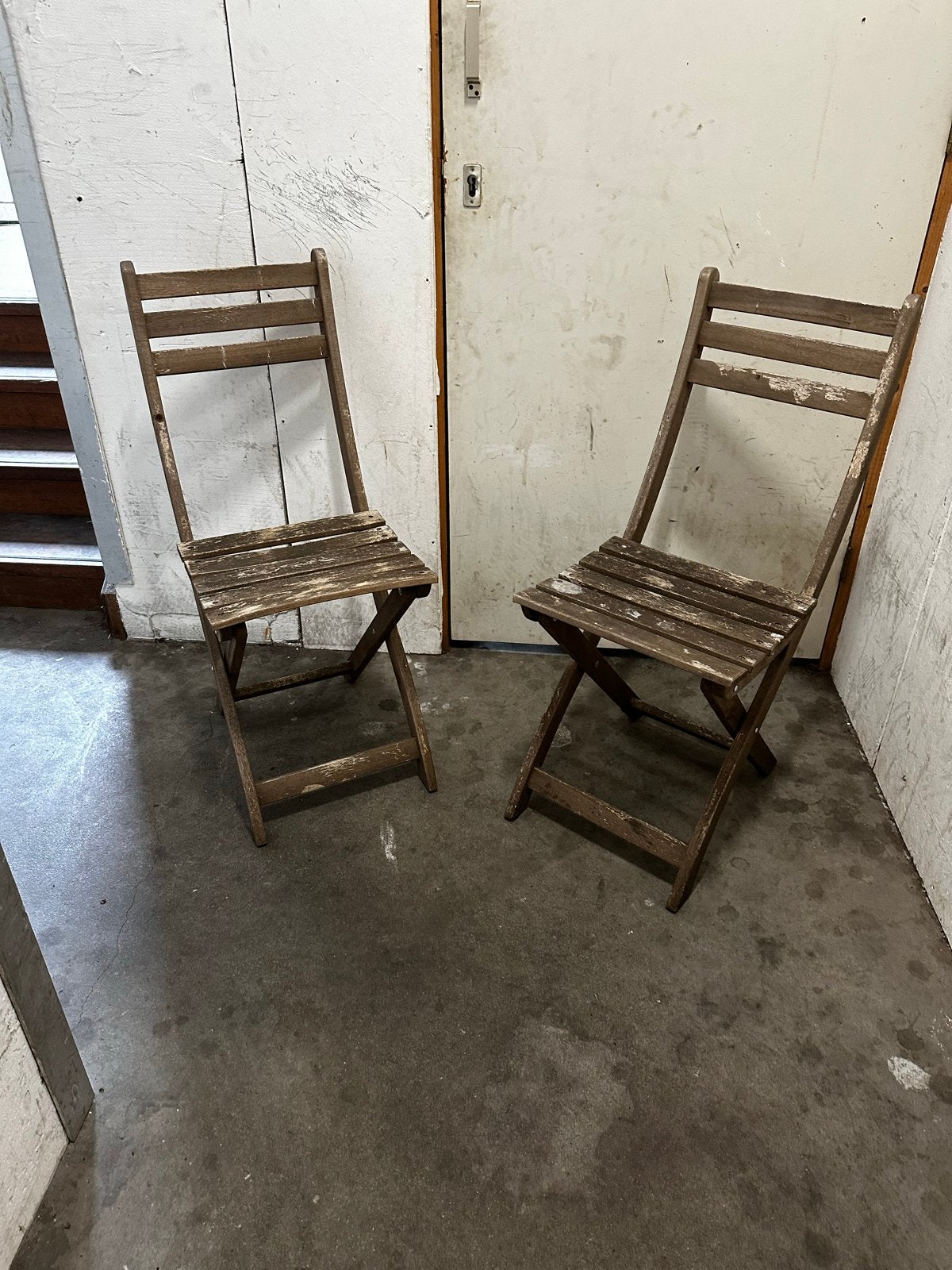 IKEA ASKHOLMEN buitenstoelen (2 stuks) - opknapbeurt nodig, Ophalen, Gebruikt, Hout, Inklapbaar
