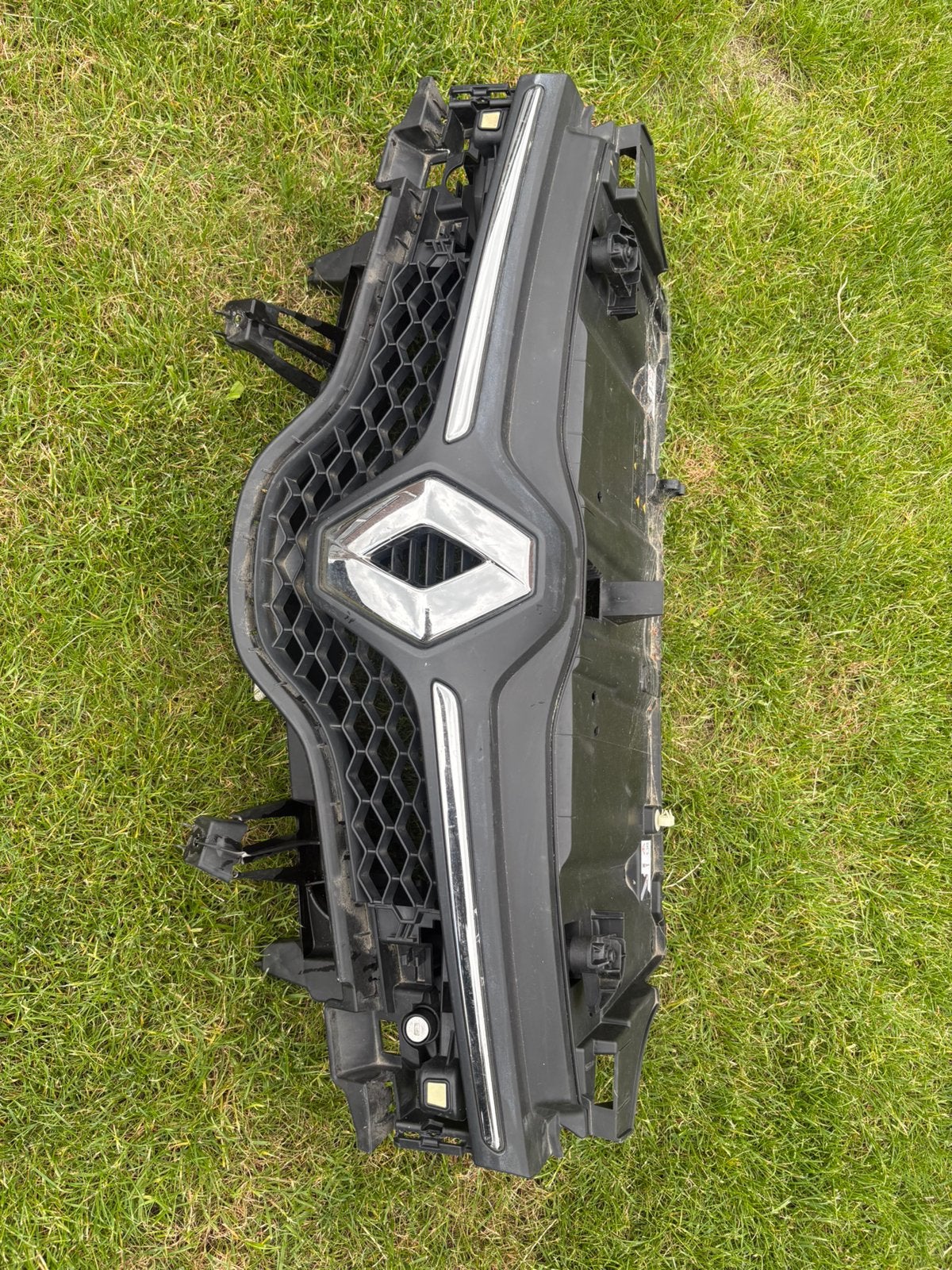 Grill Renault twingo 3, Gebruikt, Ophalen of Verzenden, Bumper, Renault