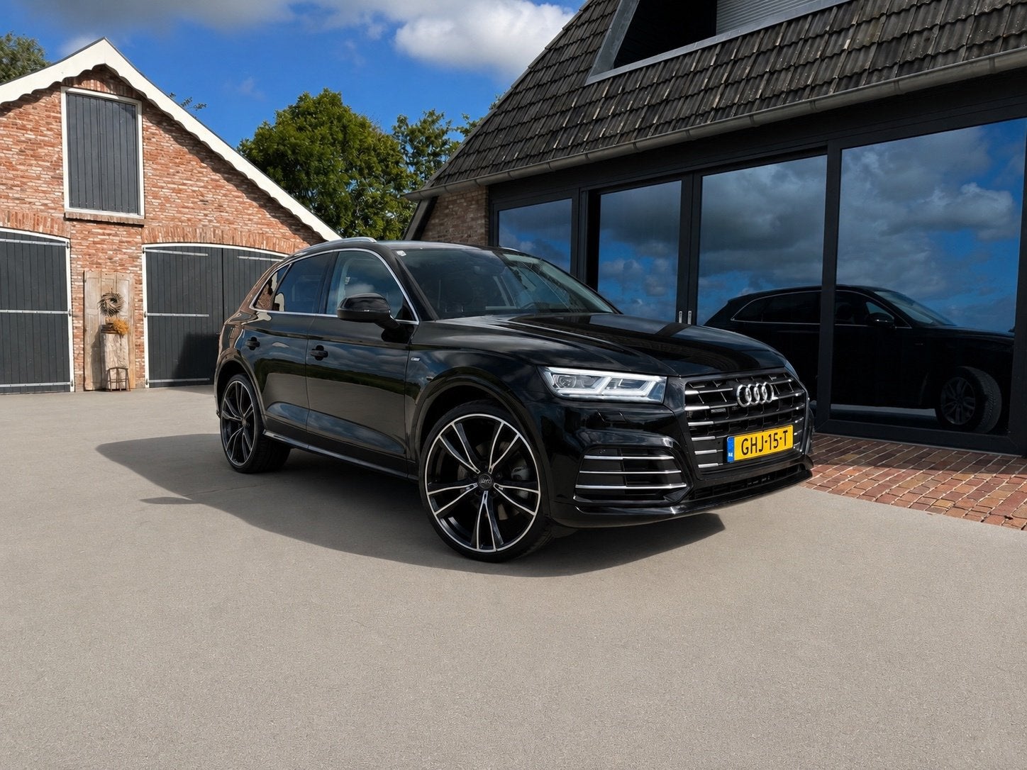 Audi Q5 55 TFSI e quattro Competition s-line Panorama, Auto's, Automaat, 4 cilinders, Zwart, Plug-in hybride