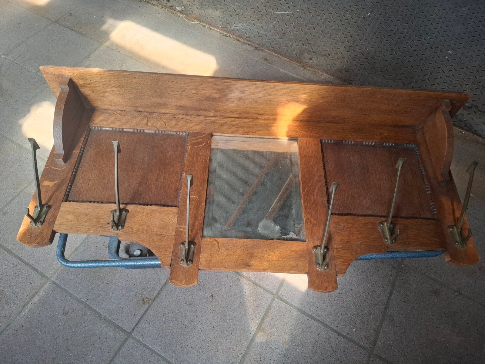Jaren '30 Wandkapstok met Spiegel en Koperen Haken, Gebruikt, Minder dan 100 cm, Hout, Ophalen
