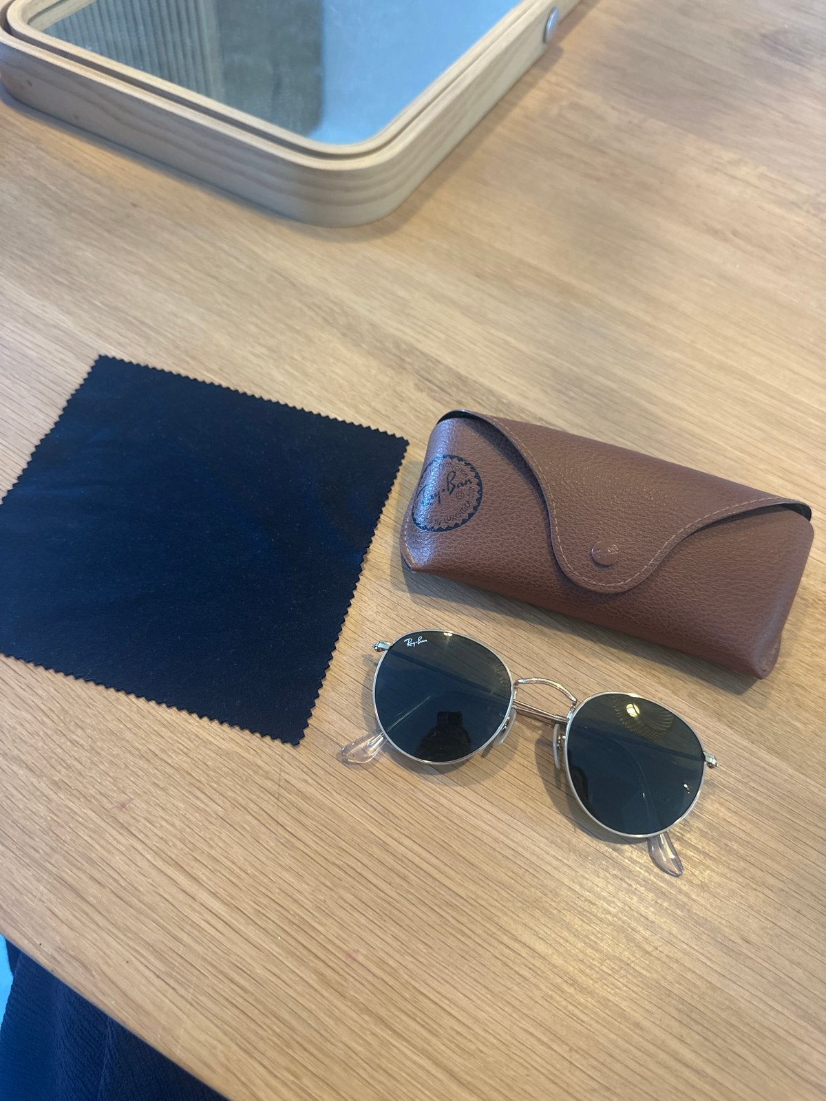 Ray-Ban Round Goud Metal Zonnebril - Zo goed als nieuw, Ophalen, Zonnebril, Overige kleuren, Zo goed als nieuw