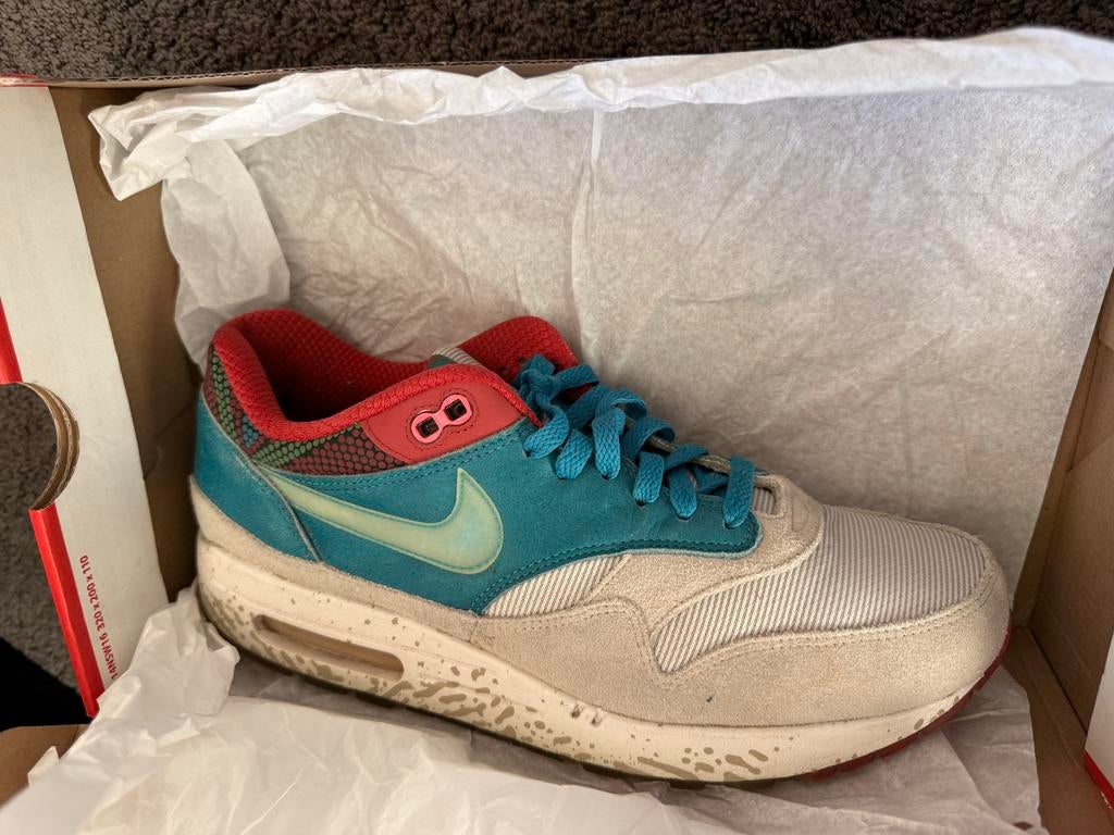 Nike Air Max 1 Brazil Lanceiro - EU42, Ophalen of Verzenden, Gedragen, Overige kleuren, Sneakers of Gympen