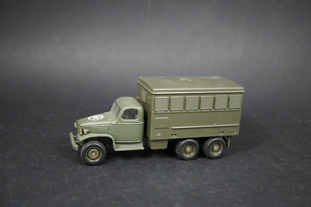 Solido GMC militaire vrachtwagen met shelter - 1/50 - TOP, Hobby en Vrije tijd, Modelauto's | 1:50, Ophalen of Verzenden, Zo goed als nieuw