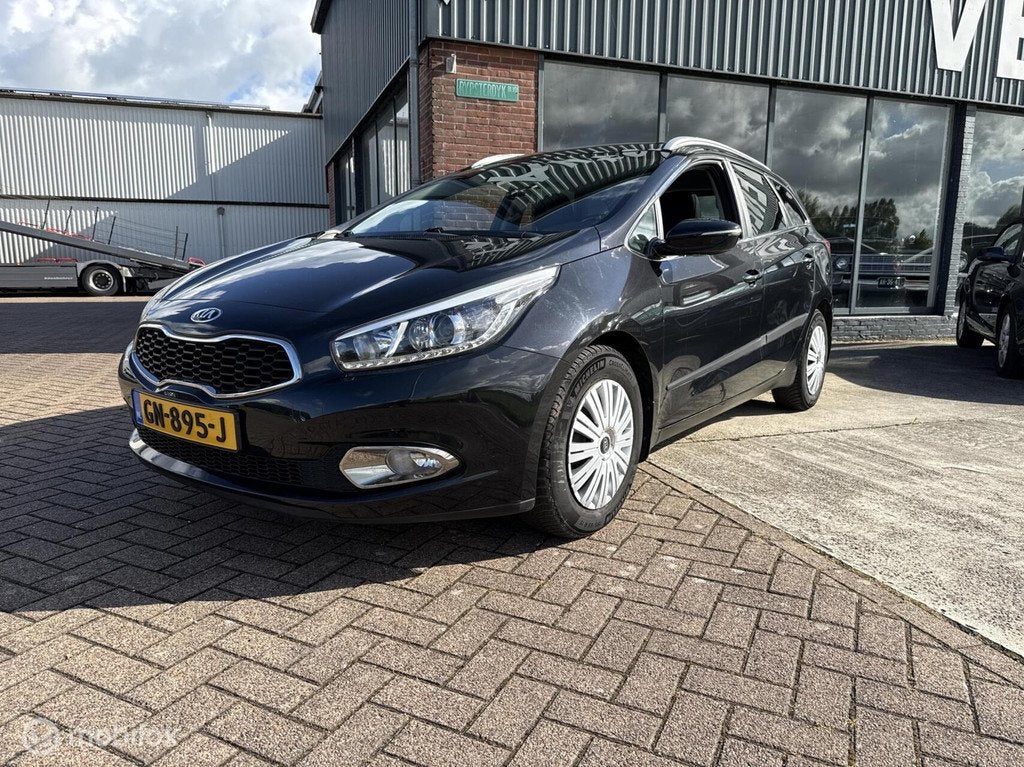 Kia cee'd Sportswagon 1.6 GDI Dynamic trekhaak NAP 166Dkm, Auto's, Voorwielaandrijving, Euro 5, 135 pk, Gebruikt