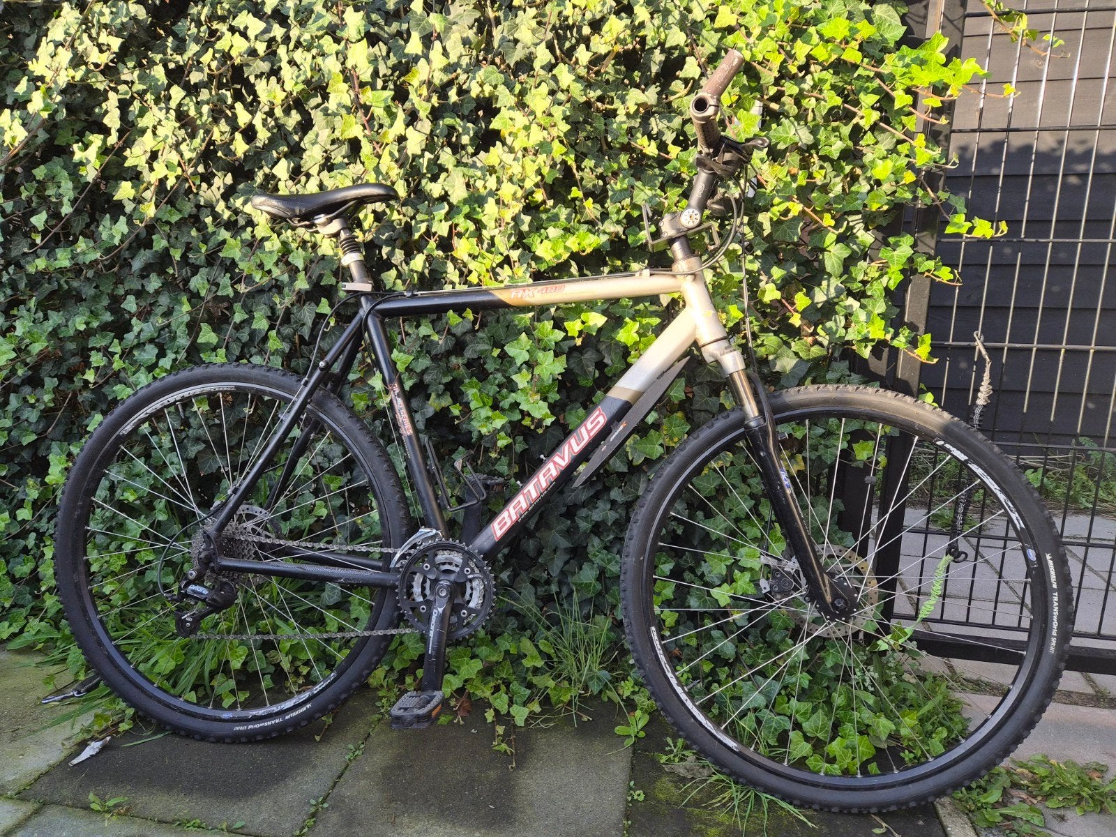 Batavus AX 400 Crossfiets - Shimano Deore - Verende Voorvork, Ophalen, Gebruikt, Vering, Batavus