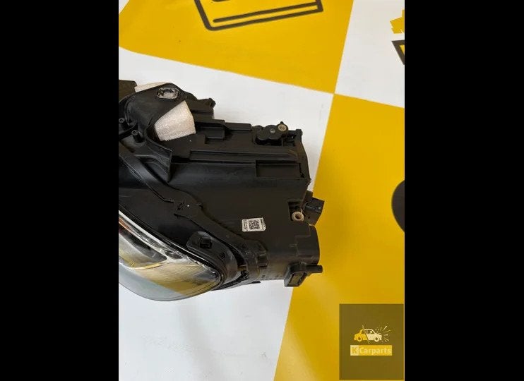AUDI A3 S3 RS3 FACELIFT MATRIX LED KOPLAMP LINKS 8V0941035, Gebruikt, AUDI AG, Auto-Union-Strasse 1
85045  Ingolstadt, DE, Kundenbetreuung@audi.de