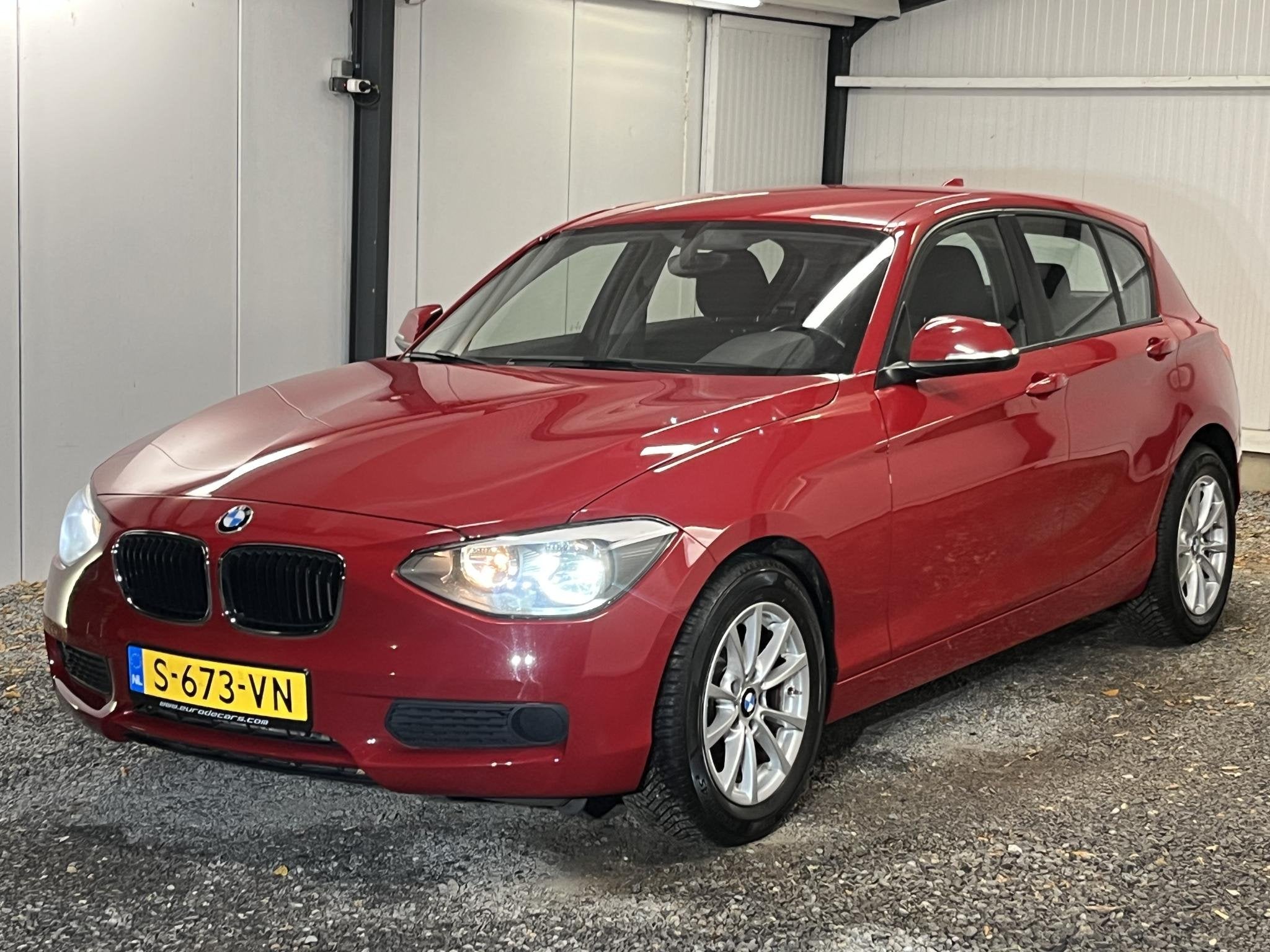 BMW 1-serie 114i 2015 Business line 5D ECC,ST.VERW,LED,PDC,1, Auto's, 1-Serie, Gebruikt, Euro 6, 4 cilinders