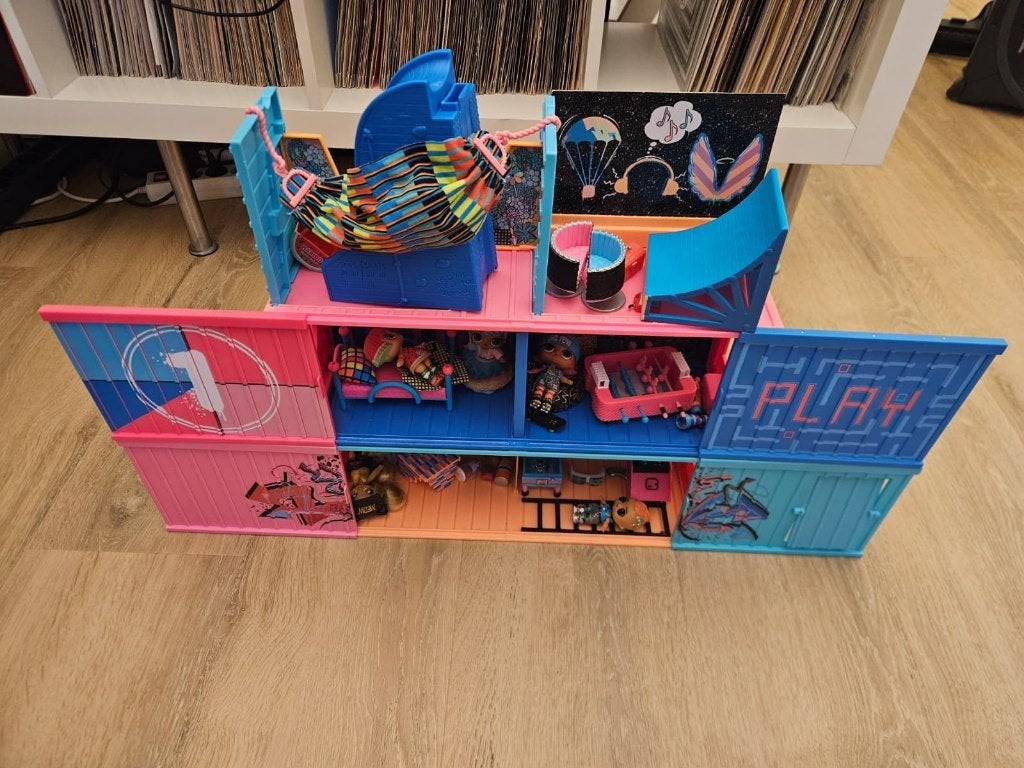 L.O.L. Surprise! Poppenhuis met accessoires, Ophalen, Gebruikt, Poppenhuis