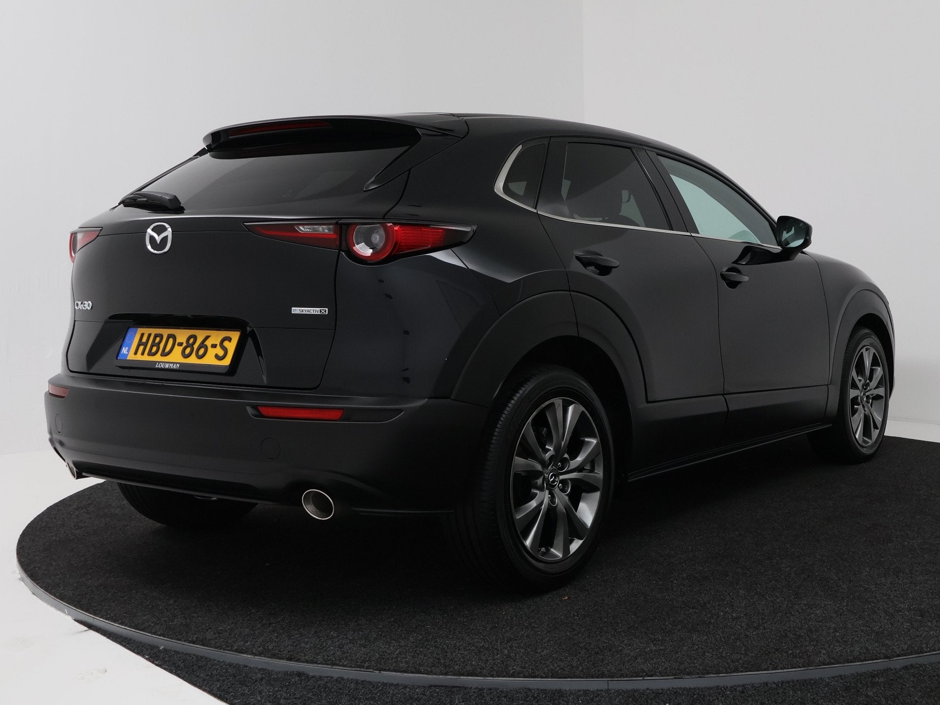 Mazda CX-30 2.0 e-SkyActiv-X M Hybrid Exclusive-line automaa, Gebruikt, Zwart, Bedrijf, SUV of Terreinwagen