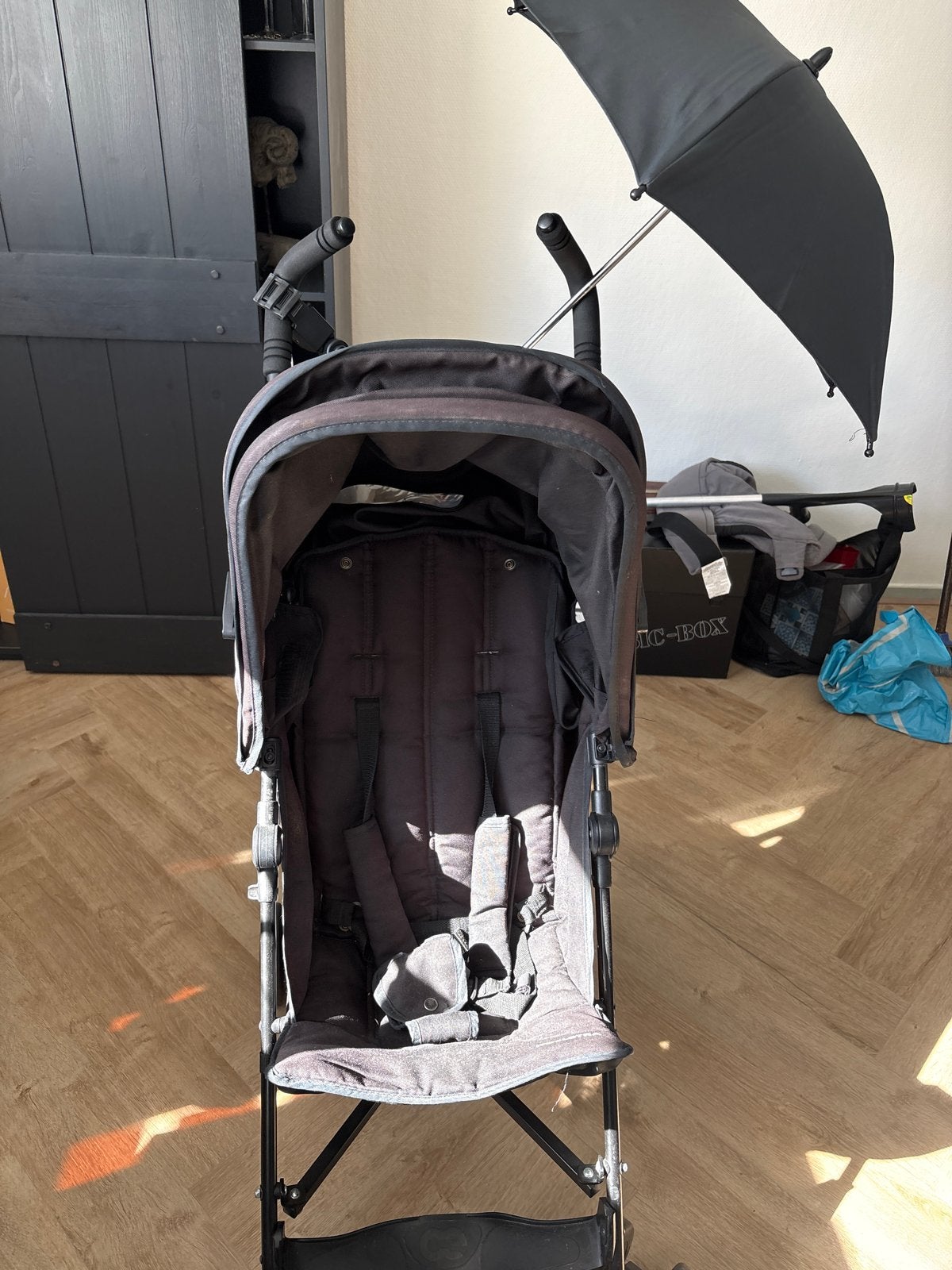 Koelstra Buggy - Zwart met parasol, Gebruikt, Ophalen of Verzenden, Met reiswieg, Kinderwagen