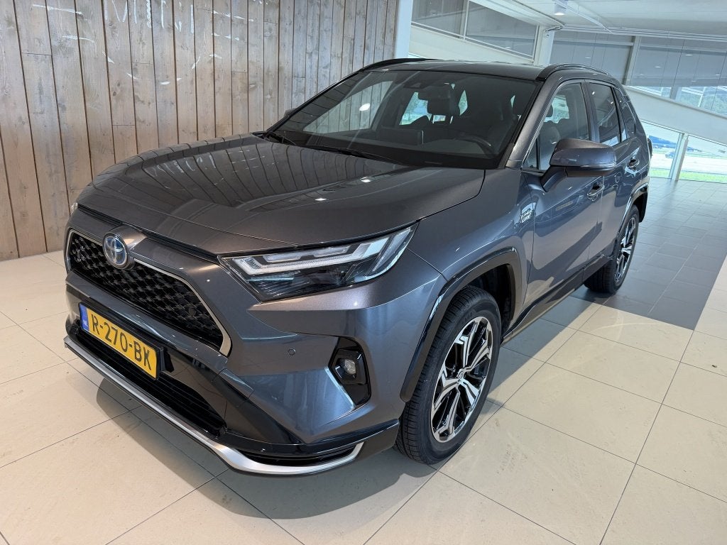 Toyota RAV4 2.5 PlugHyb. Style (bj 2022, automaat), Auto's, Automaat, Gebruikt, 4 cilinders, 120 €/maand