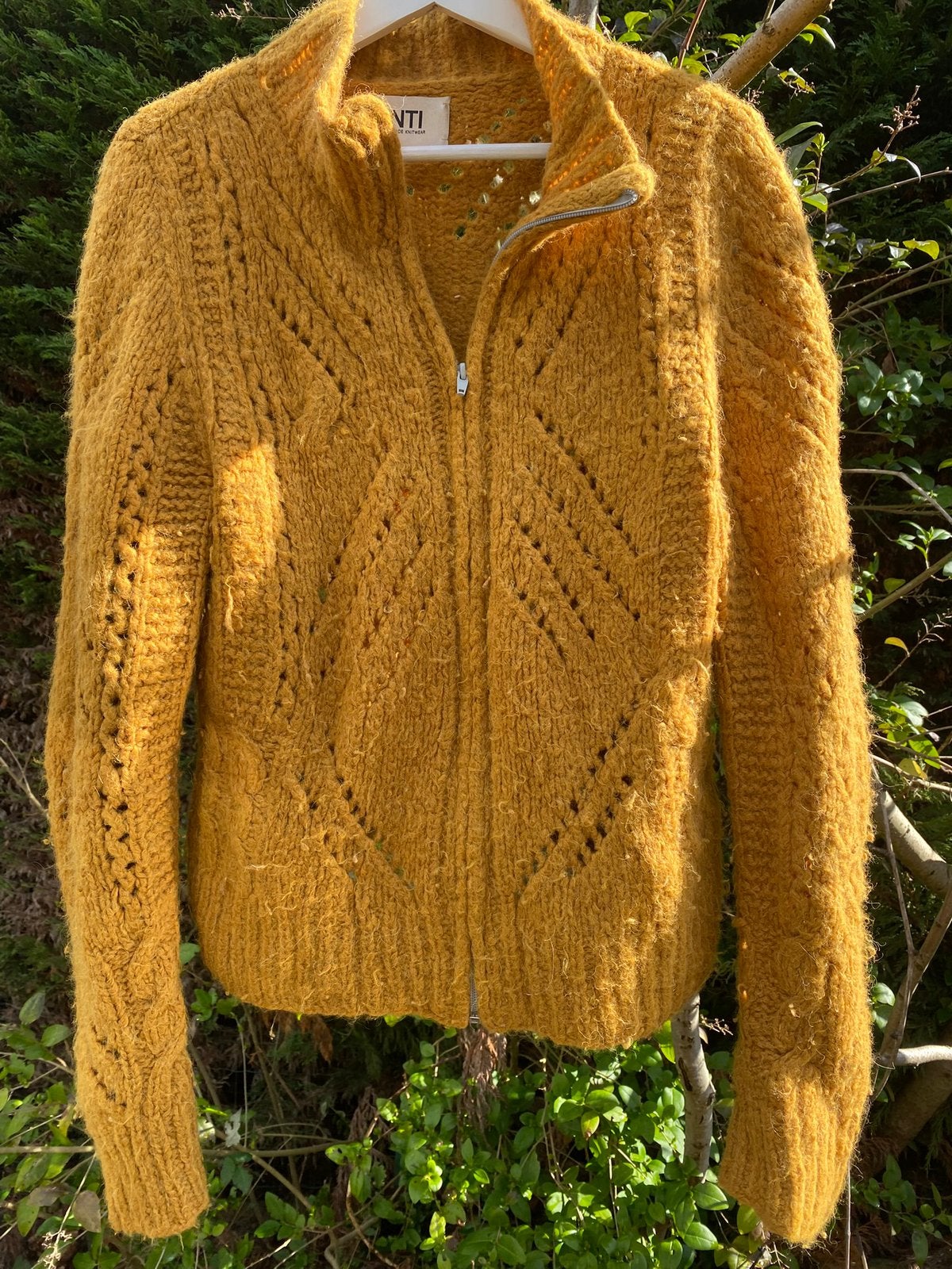 Fijn zacht vest INTI baby alpacawol mt M, Kleding | Dames, Maat 38/40 (M), Geel, Ophalen of Verzenden, Inti