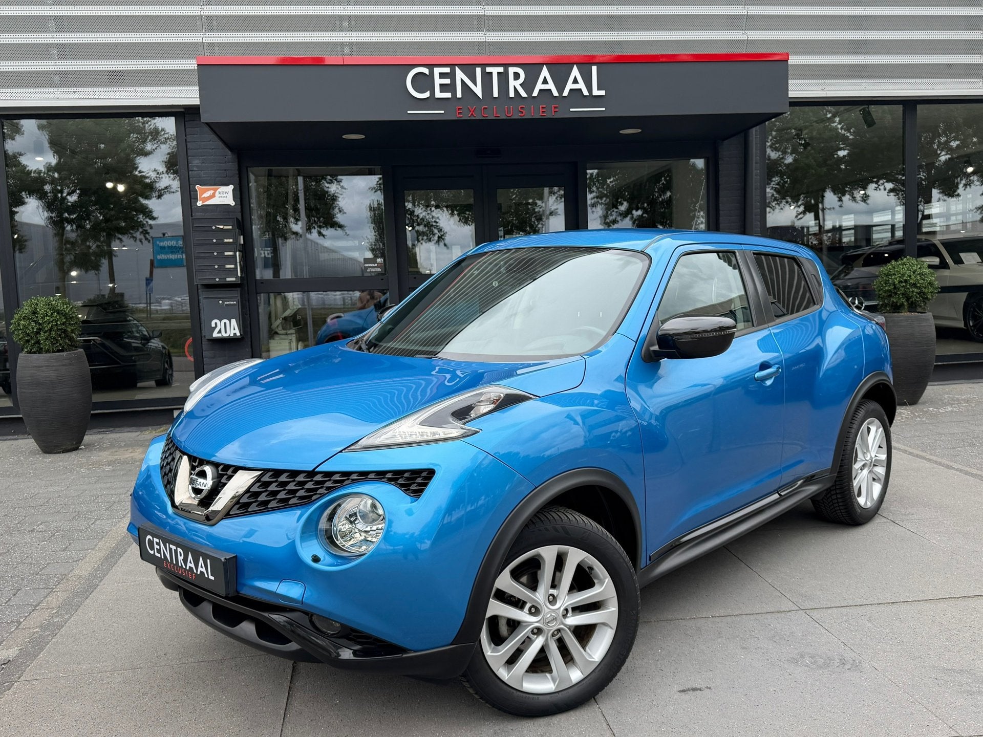 Nissan Juke 1.2 DIG-T S/S N-Connecta Keyless|Bosé|Camera|NL, Auto's, Voorwielaandrijving, 639 kg, Euro 6, Blauw