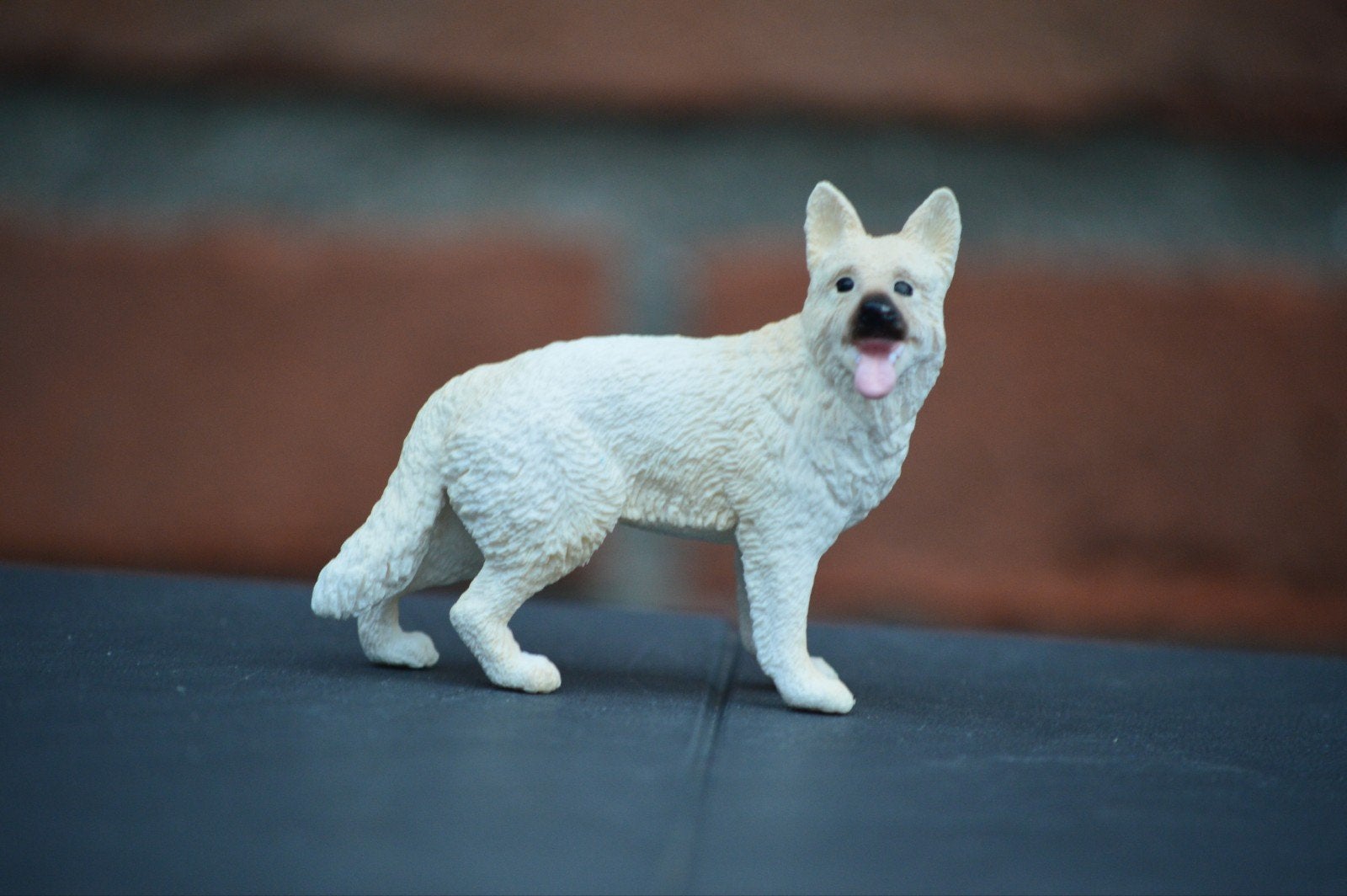 Schleich exclusieve witte Herder, Ophalen of Verzenden, Zo goed als nieuw, Hond of Kat, Beeldje of Figuurtje