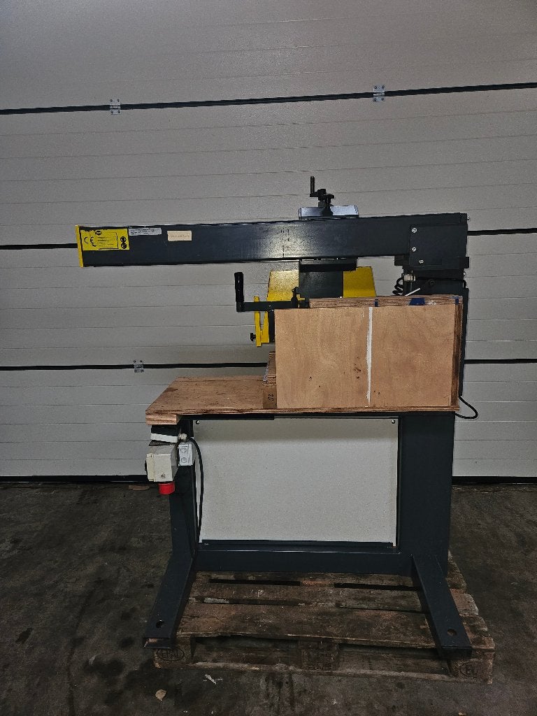 Harwi 625U afkortzaag, Ophalen
