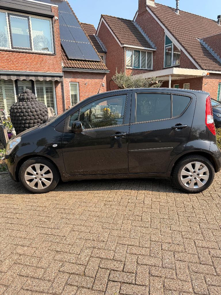 Suzuki Splash 1.0 2010 Zwart, Auto's, Suzuki, Particulier, Splash, Benzine, B, Hatchback, Handgeschakeld, Origineel Nederlands