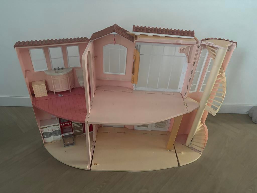 Gratis ophalen! Groot barbiehuis., Ophalen, Gebruikt, Poppenhuis