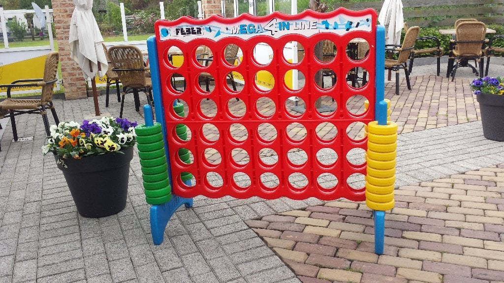 Te koop. Mega vier op 1 rij spellen. In zeer goede staat, Een of twee spelers, Ophalen, Zo goed als nieuw