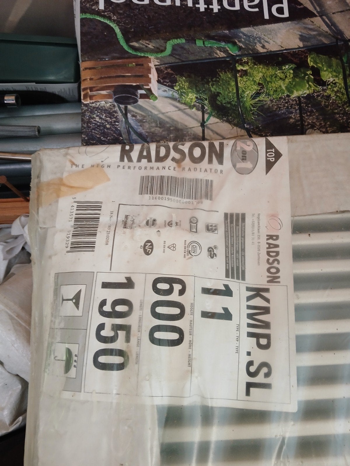 Twee ongebruikte Radson radiatoren (klein en groot), Ophalen, Radiator, Nieuw, 60 tot 150 cm